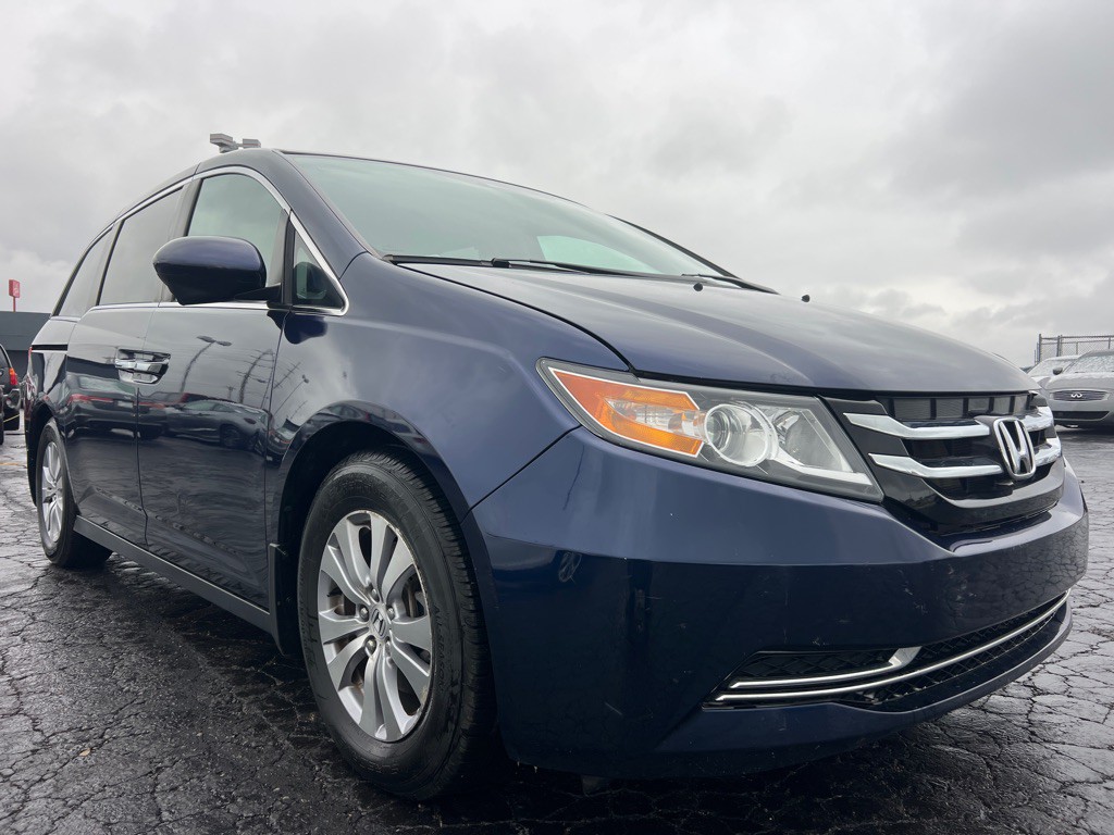 2016 Honda Odyssey Image 1