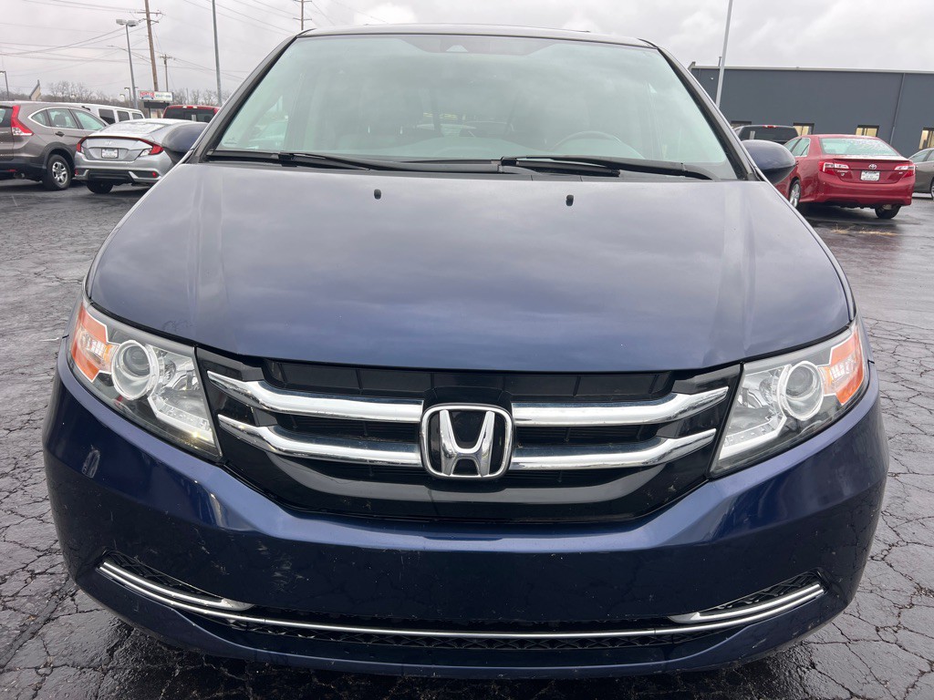 2016 Honda Odyssey Image 2