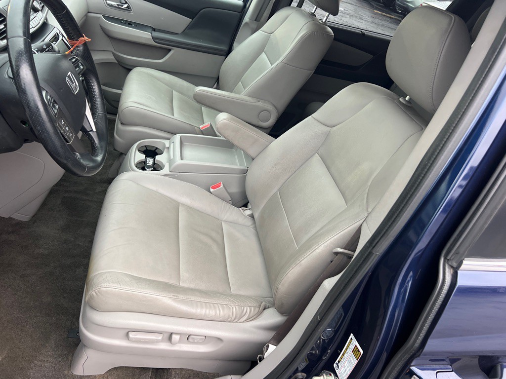 2016 Honda Odyssey Image 11