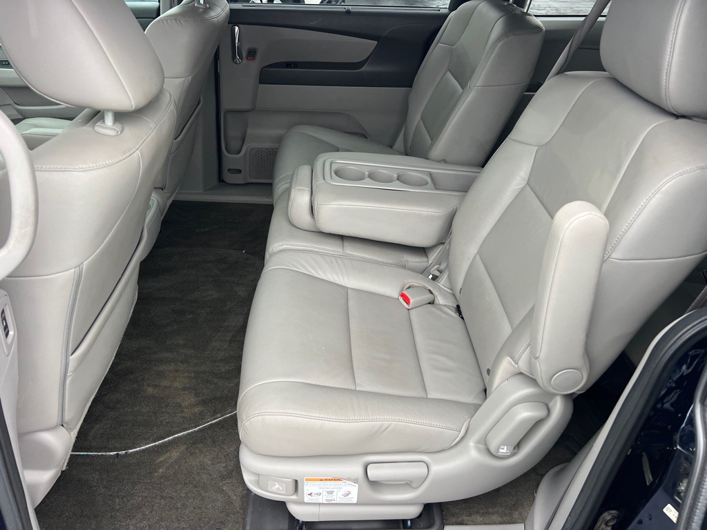 2016 Honda Odyssey Image 12