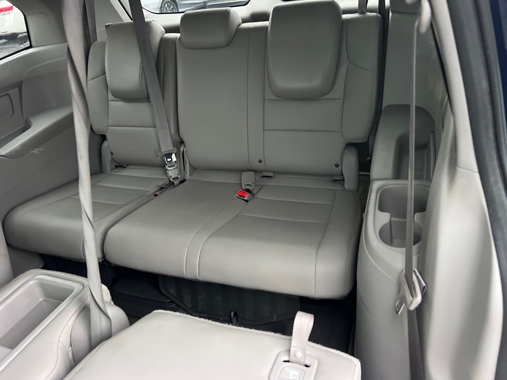 2016 Honda Odyssey Image 14