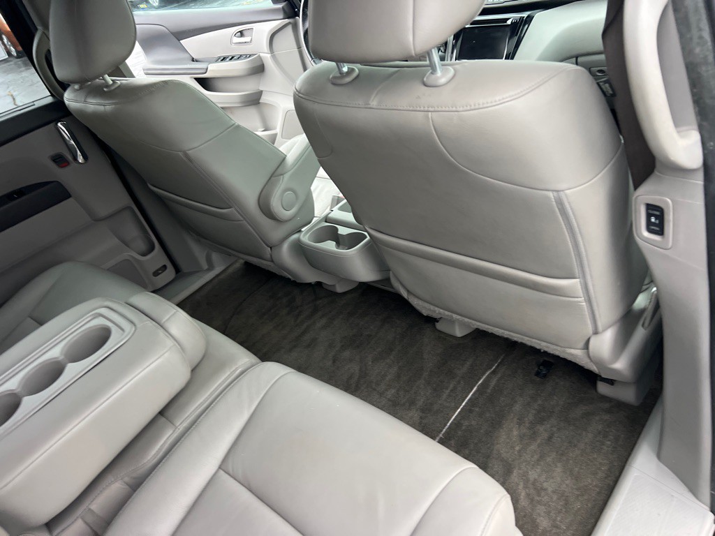 2016 Honda Odyssey Image 17