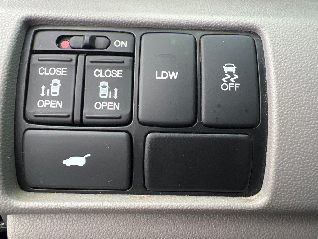 2016 Honda Odyssey Image 27