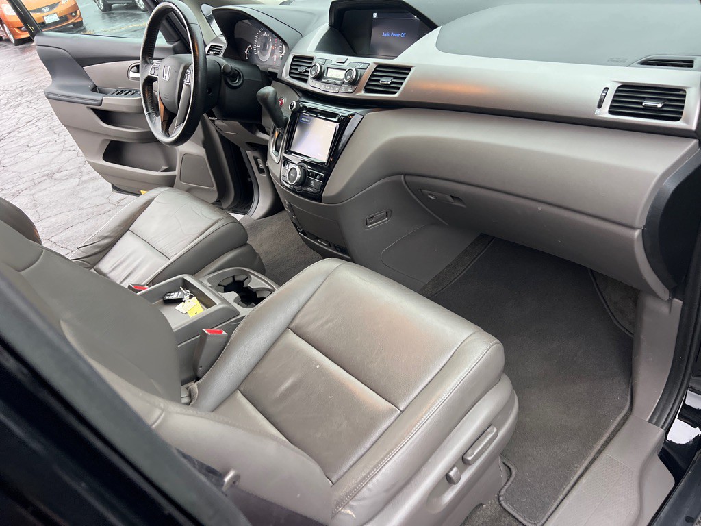 2016 Honda Odyssey Image 19