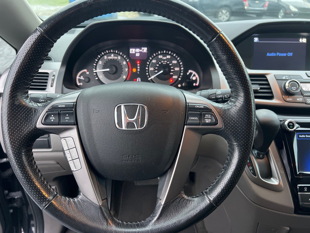 2016 Honda Odyssey Image 28