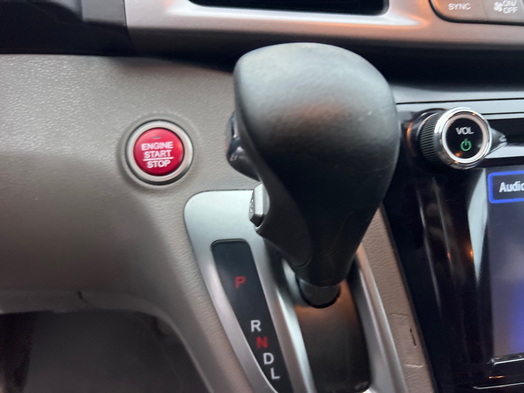 2016 Honda Odyssey Image 30