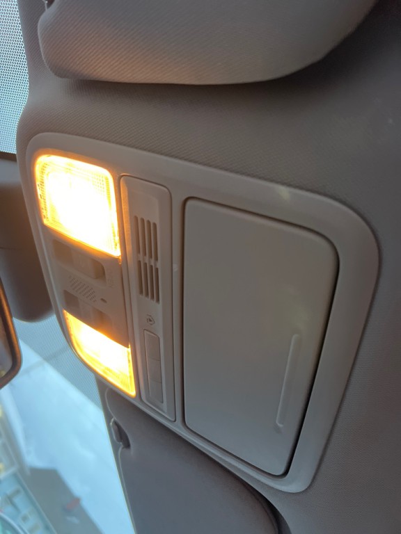 2016 Honda Odyssey Image 37