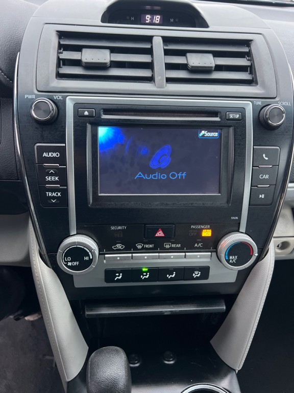 2013 Toyota Camry Image 23