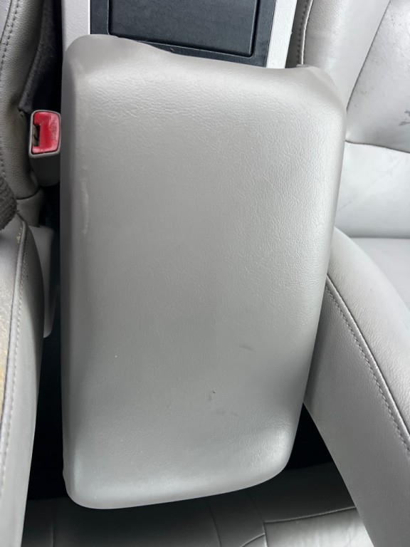 2013 Toyota Camry Image 25