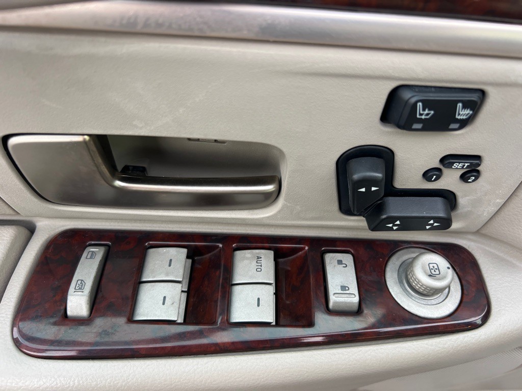 2009 Lincoln Town Car Image 11