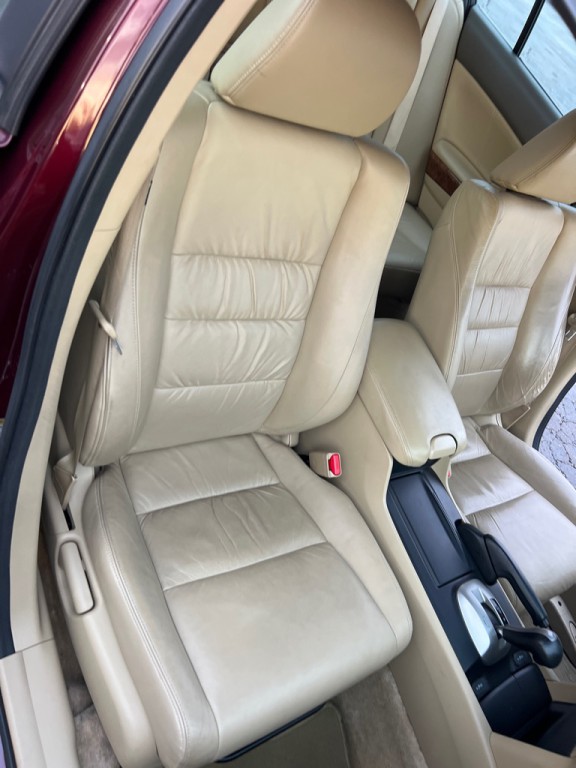 2010 Honda Accord Image 21