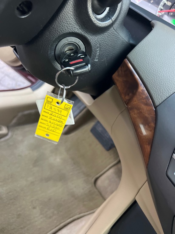 2010 Honda Accord Image 30