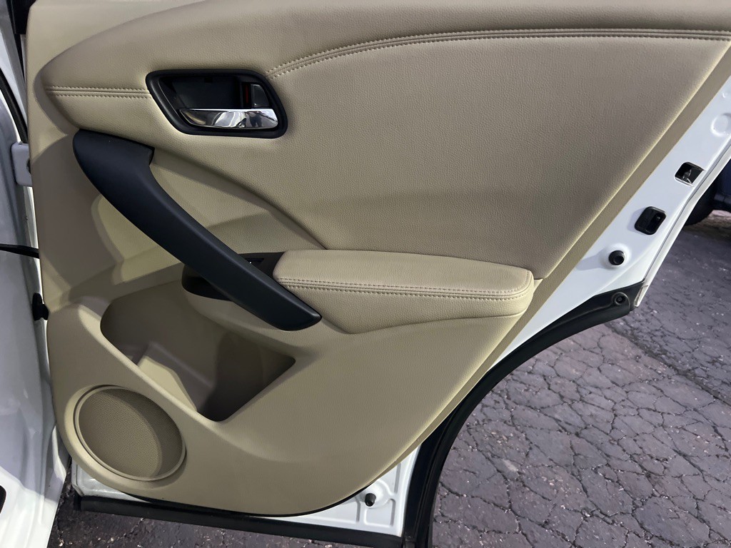 2017 Acura RDX Image 16