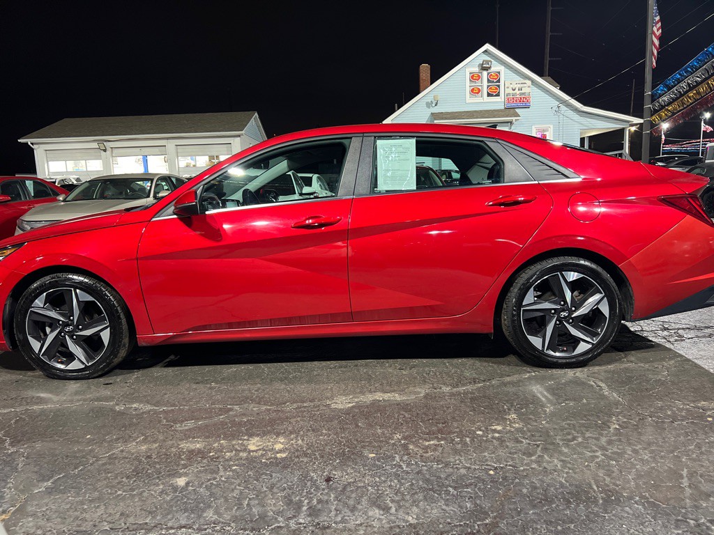 2021 Hyundai Elantra Image 4