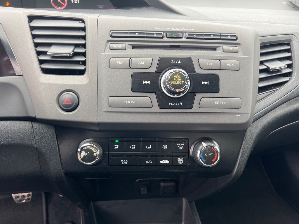 2012 Honda Civic Image 24