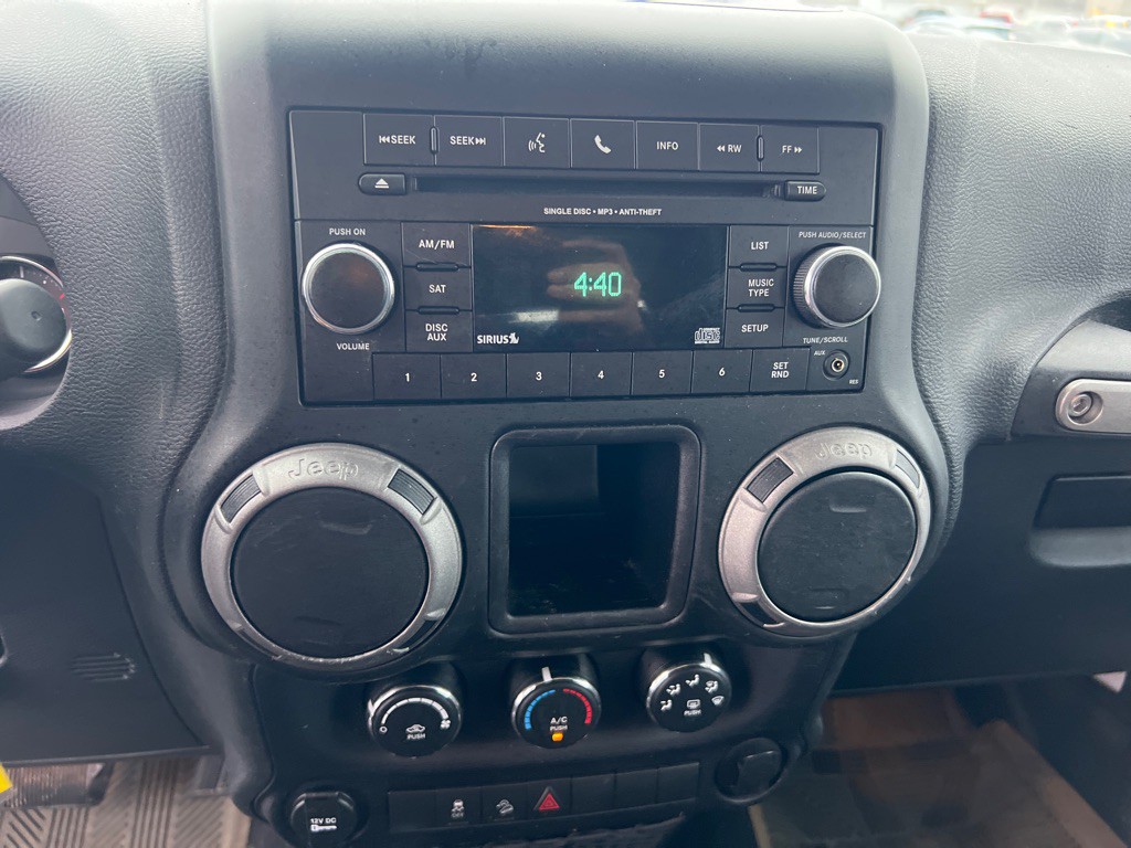 2016 Jeep Wrangler Image 23