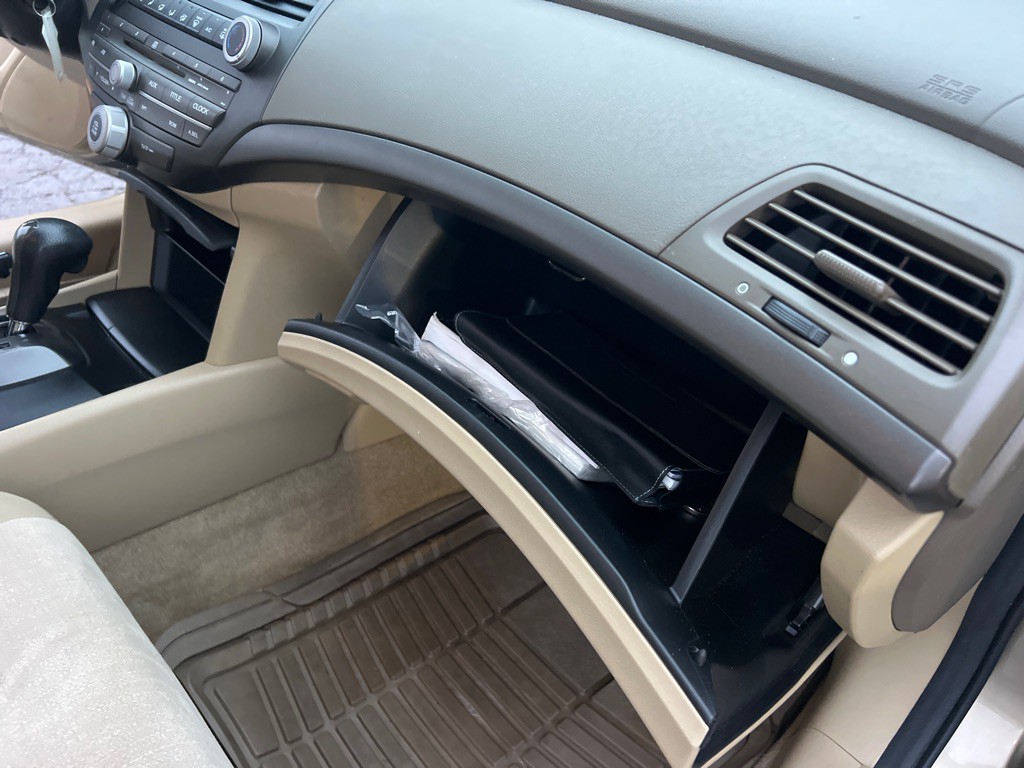 2010 Honda Accord Image 21