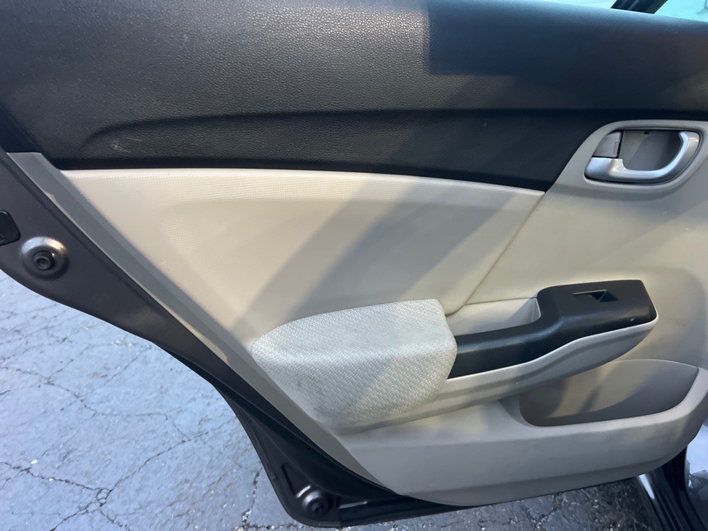 2013 Honda Civic Image 12