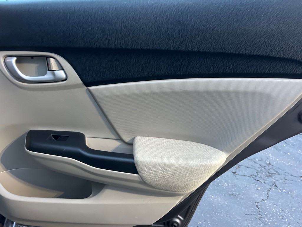 2013 Honda Civic Image 14