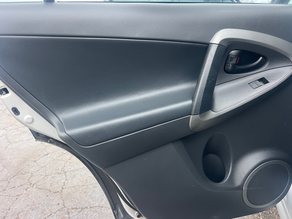 2009 Toyota Rav4 Image 12