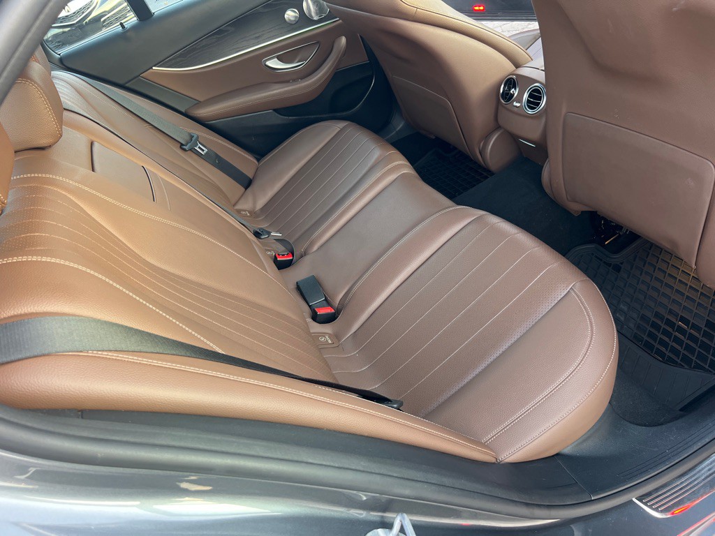 2017 Mercedes-Benz E-Class Image 15