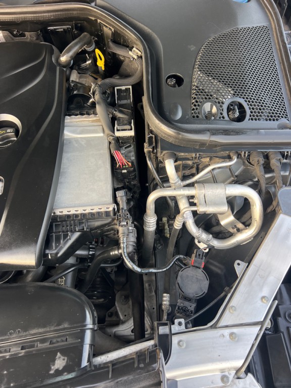 2017 Mercedes-Benz E-Class Image 44