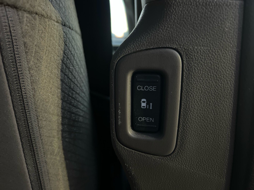 2016 Honda Odyssey Image 19