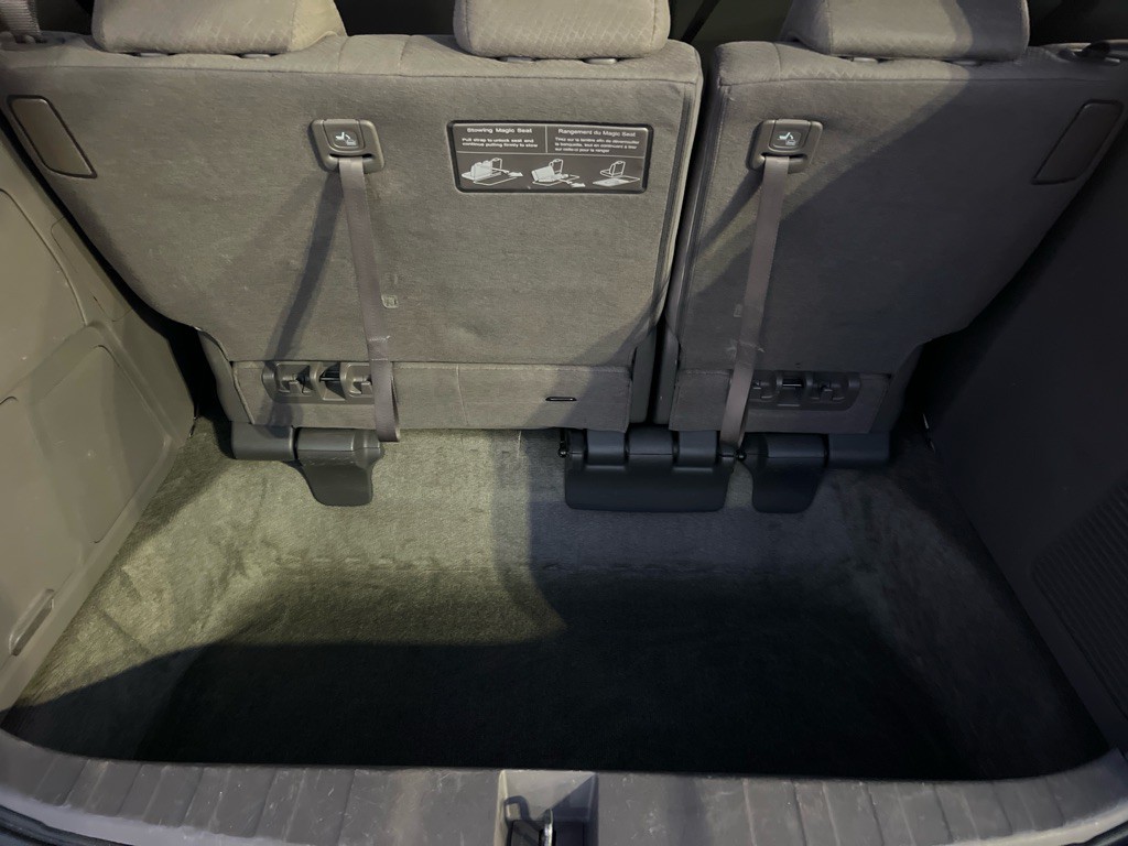 2016 Honda Odyssey Image 24