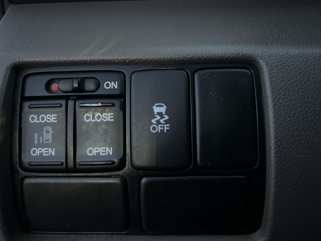 2016 Honda Odyssey Image 29