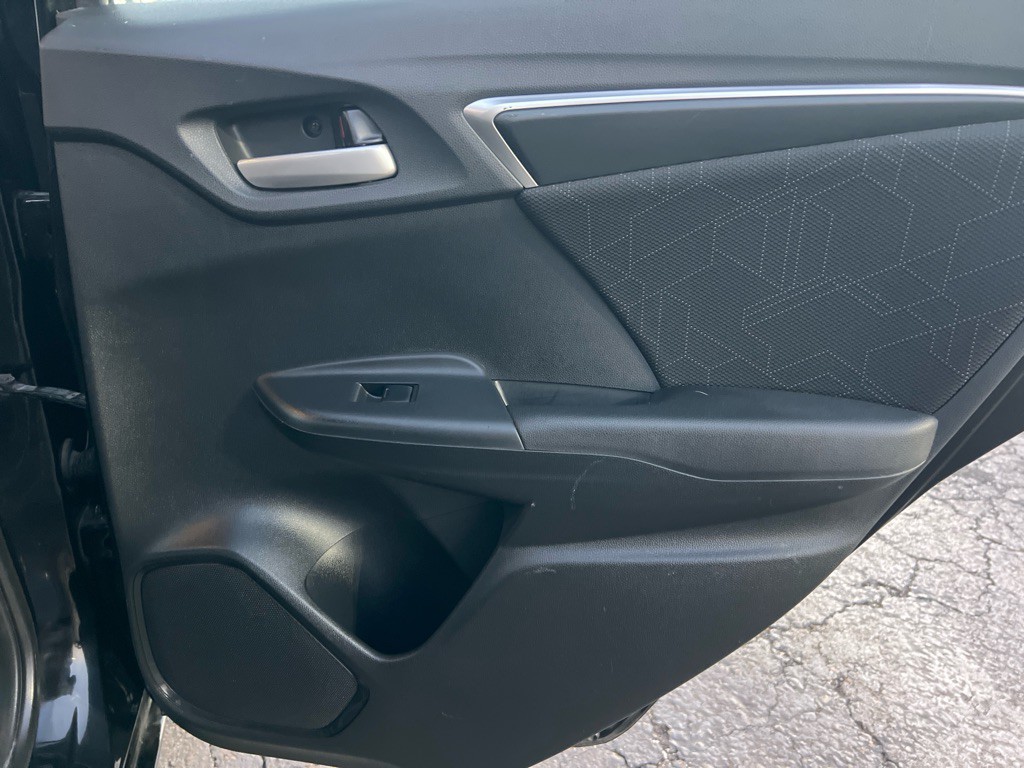 2015 Honda Fit Image 14