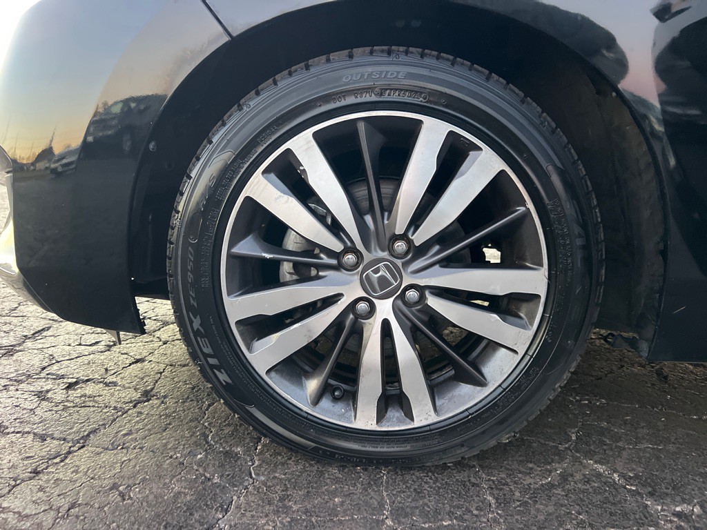 2015 Honda Fit Image 36