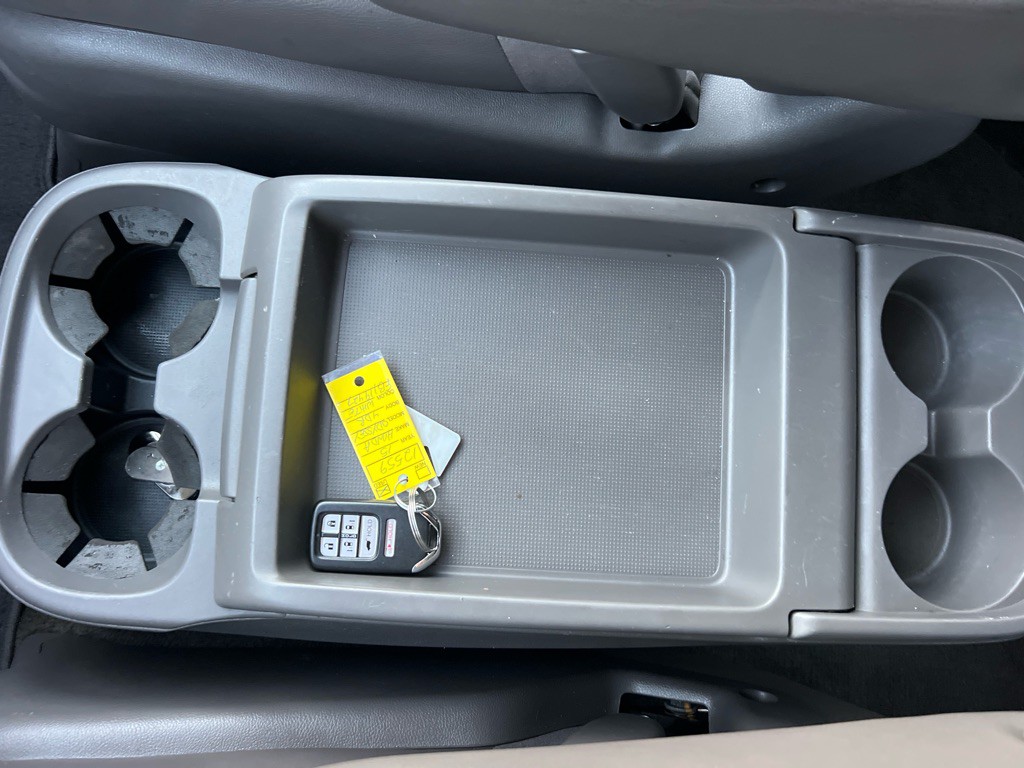 2015 Honda Odyssey Image 36
