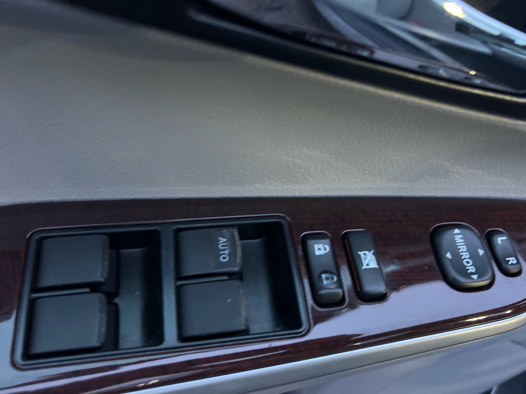 2012 Toyota Camry Image 25