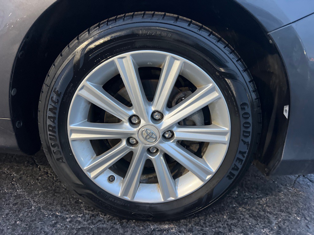 2012 Toyota Camry Image 39