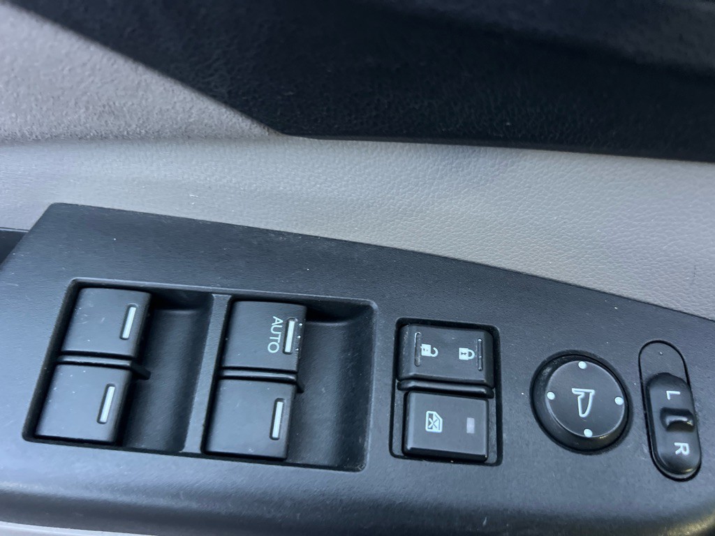 2012 Honda CR-V Image 24