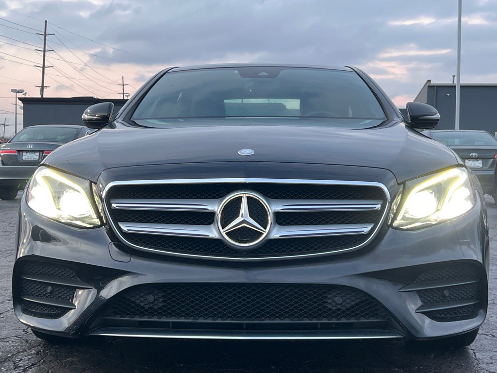 2017 Mercedes-Benz E-Class Image 2