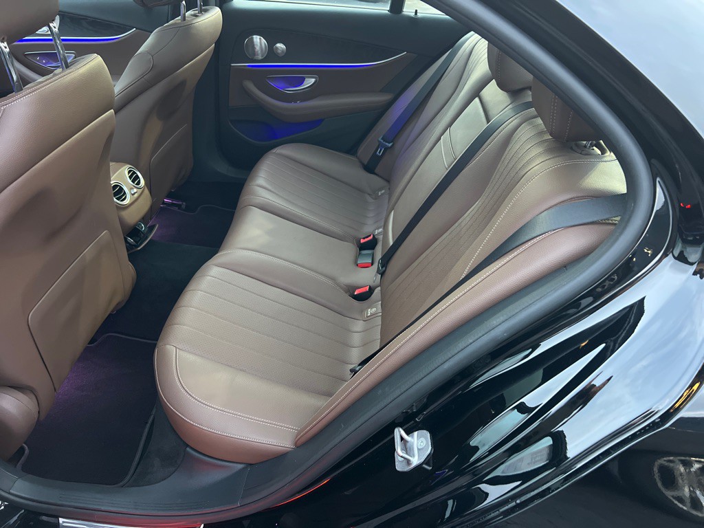 2017 Mercedes-Benz E-Class Image 14