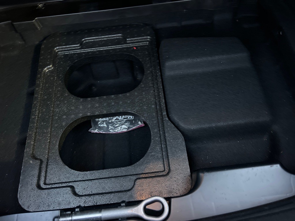 2017 Mercedes-Benz E-Class Image 23