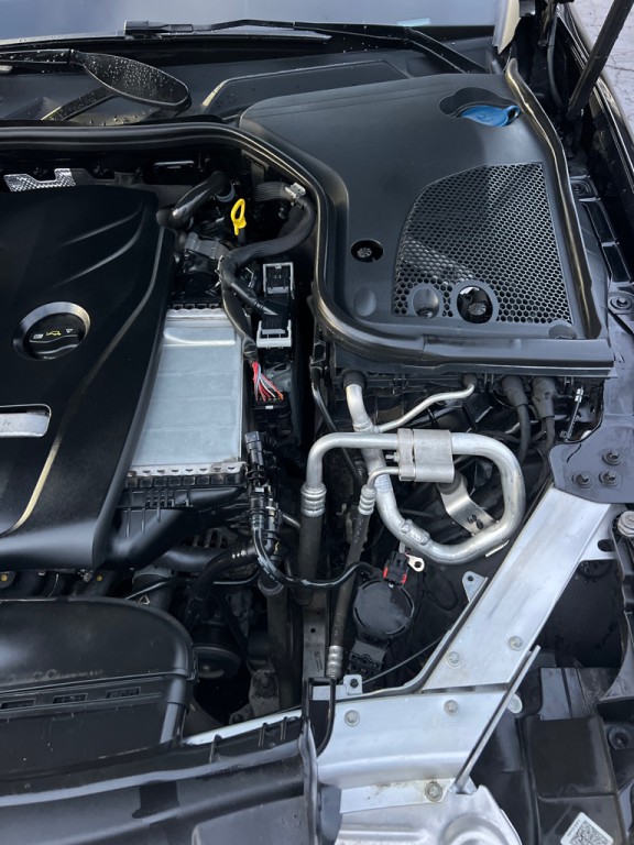 2017 Mercedes-Benz E-Class Image 44