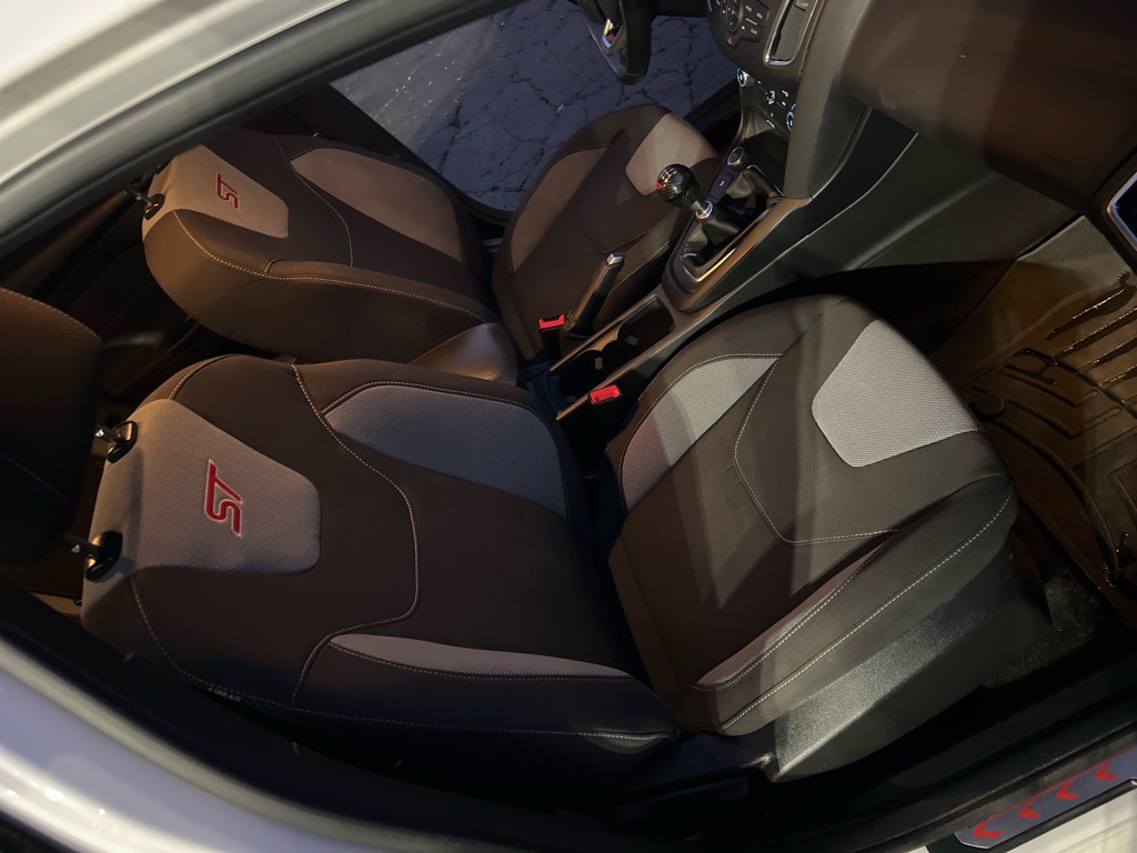 2017 Ford Focus Image 20