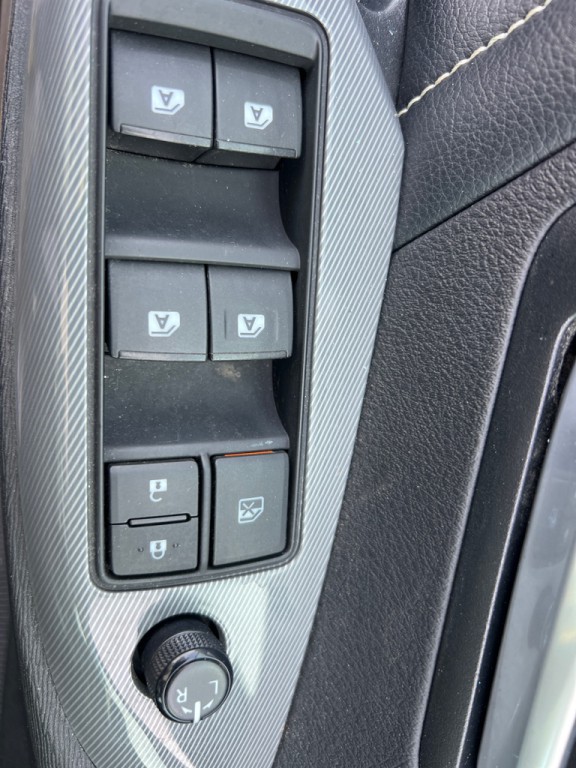 2015 Toyota Sienna Image 26