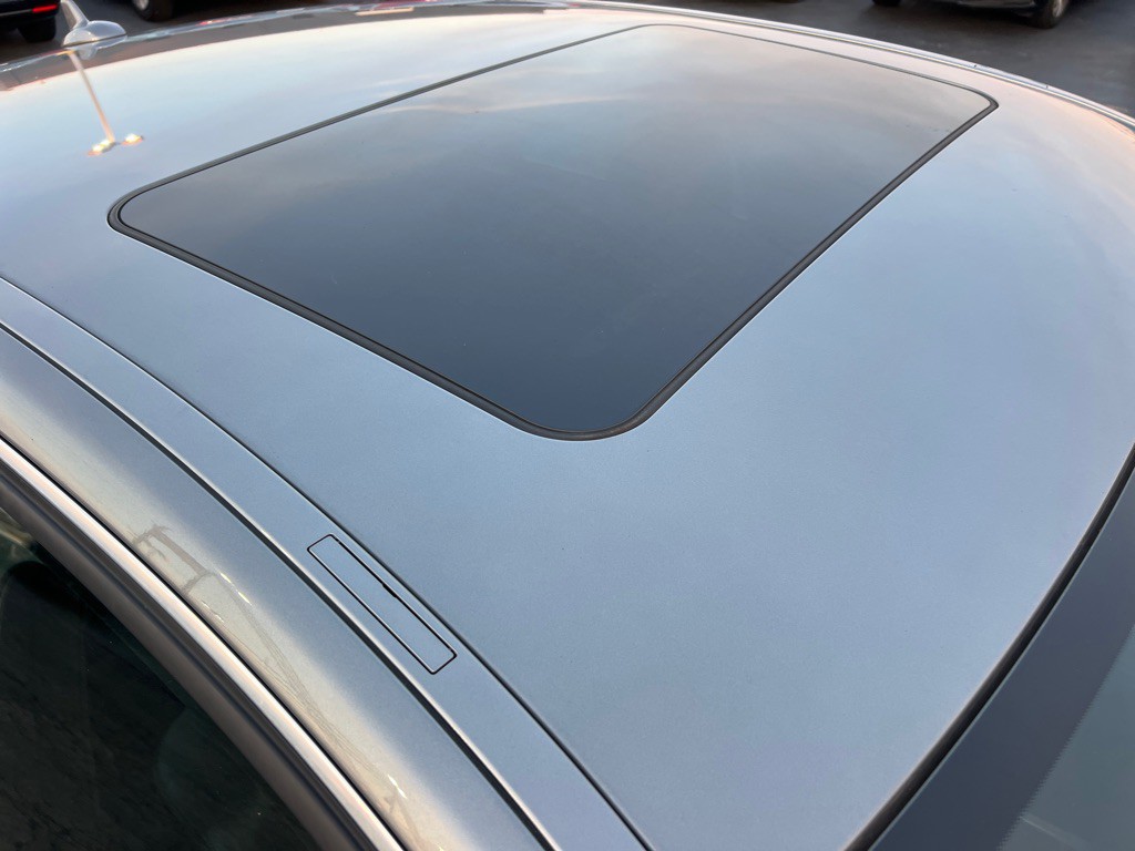 2013 Mercedes-Benz E-Class Image 9