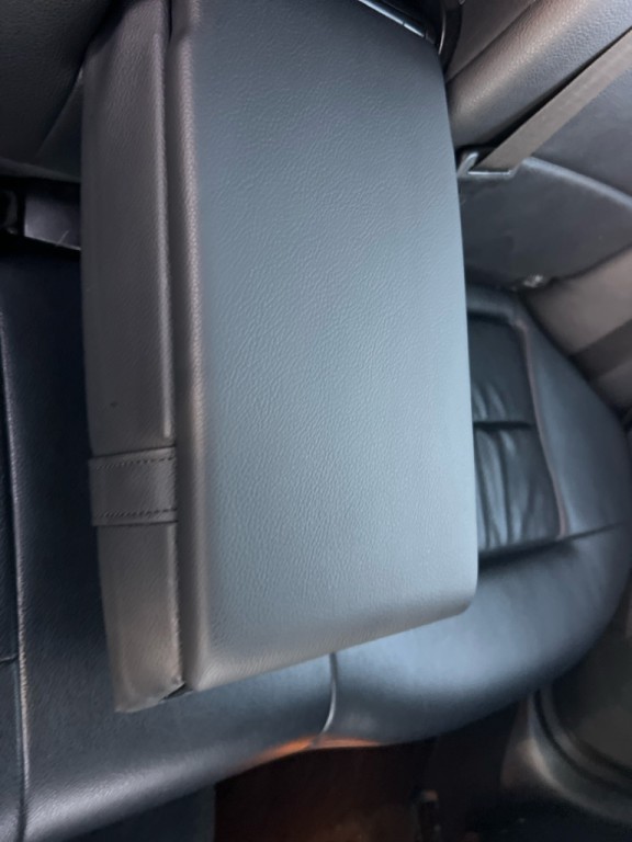 2013 Mercedes-Benz E-Class Image 18