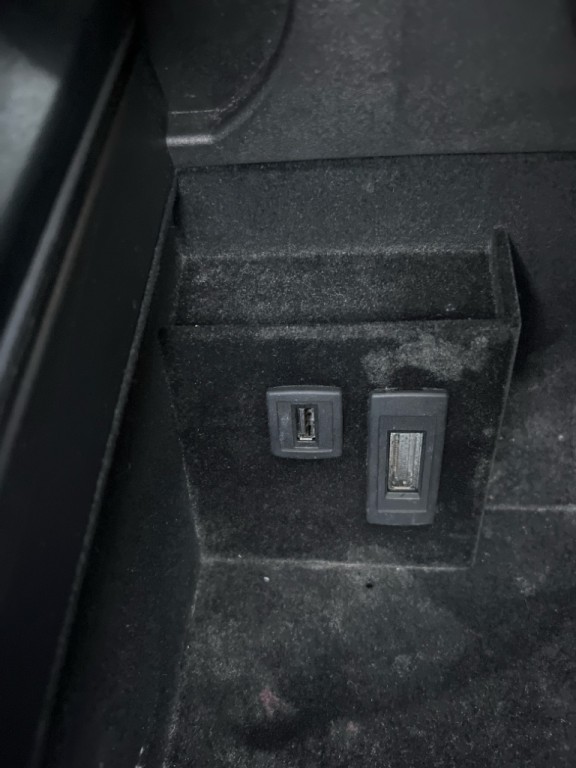 2013 Mercedes-Benz E-Class Image 35