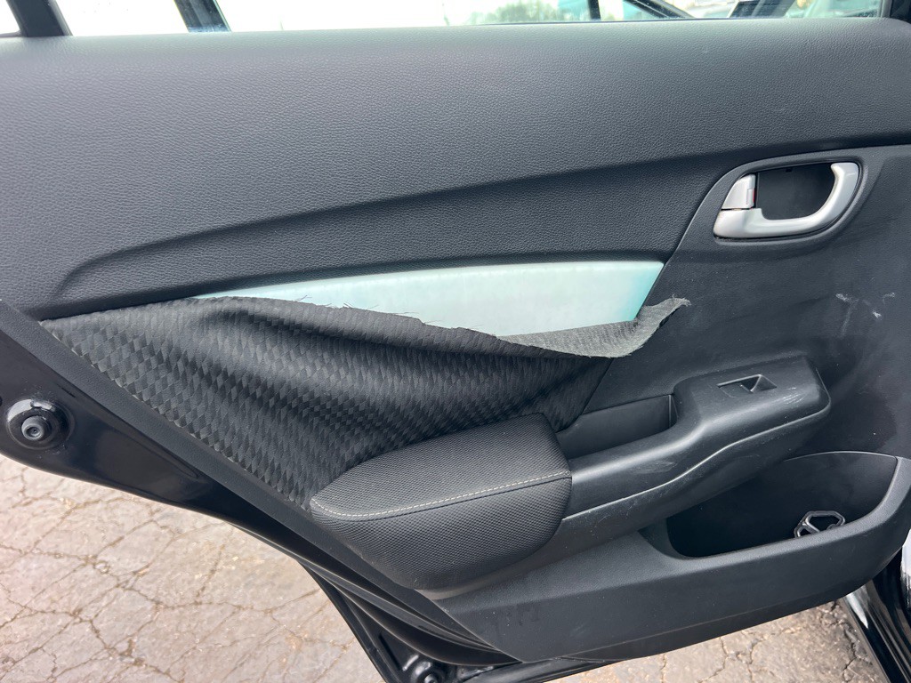 2015 Honda Civic Image 12