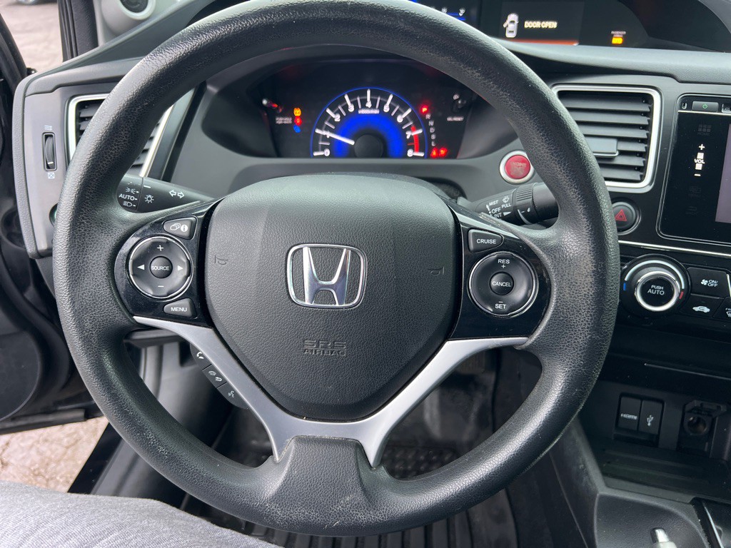 2015 Honda Civic Image 25