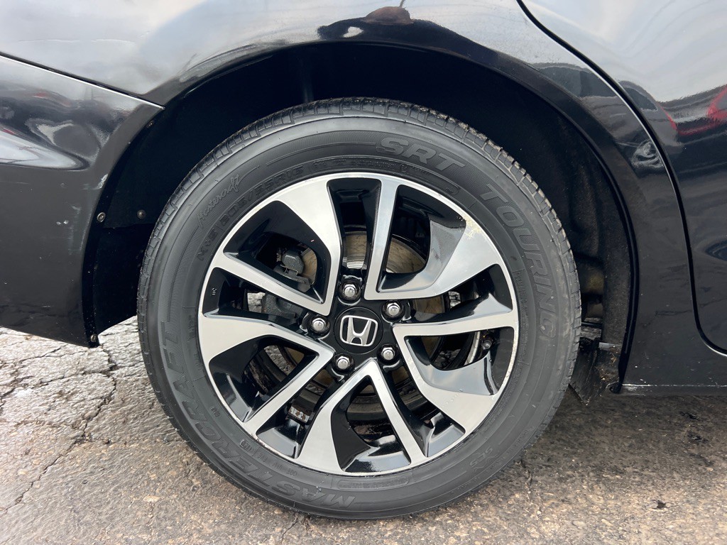 2015 Honda Civic Image 35