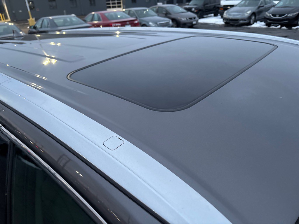 2018 Toyota Highlander Image 9