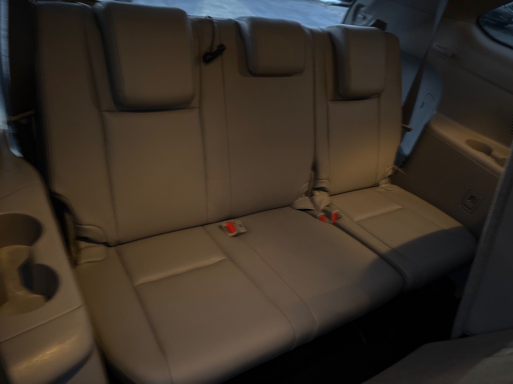 2018 Toyota Highlander Image 16