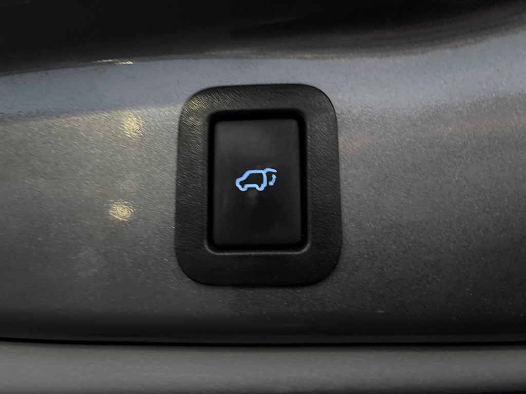 2018 Toyota Highlander Image 27